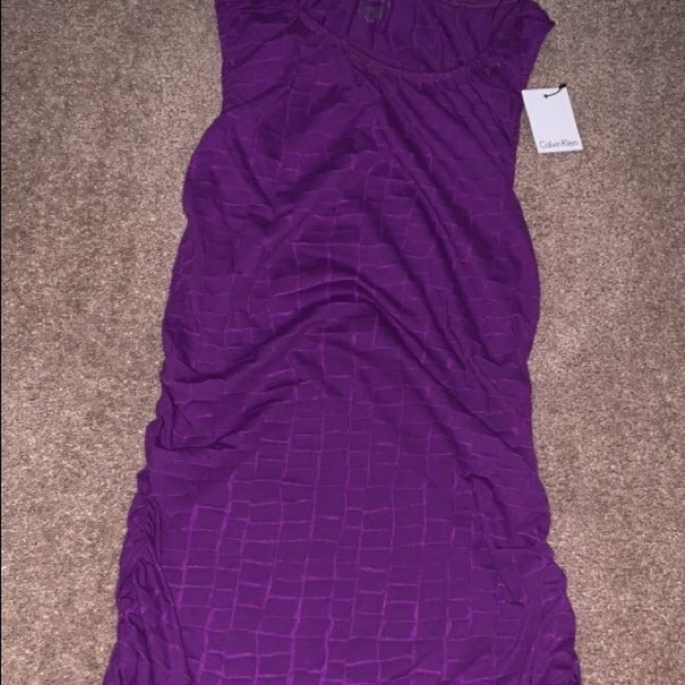 Long purple top with tag still on!
